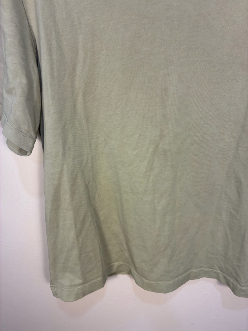 Lululemon Mens Crew Neck T Shirt - Picture 5 of 8